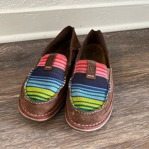 Arita women’s cruiser size 8.5